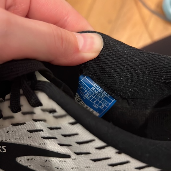⚡️⚡️Womens Brooks - Picture 4 of 7